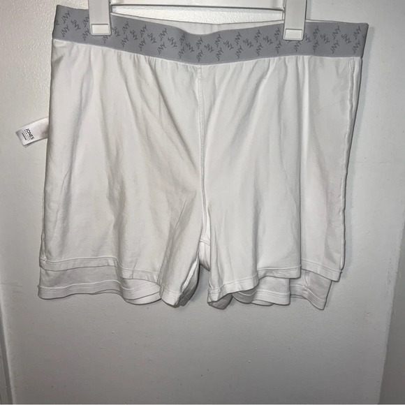 Jones New York, XL White w/black slant pockets knit comfort waistband knit skort - Picture 5 of 10